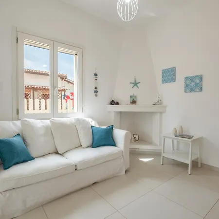 Villa Stunning - Private Garden - Front Beach- Free Parking Solanas (Cagliari)